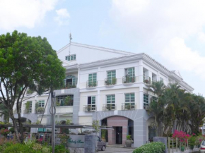 Wesberly Apartments